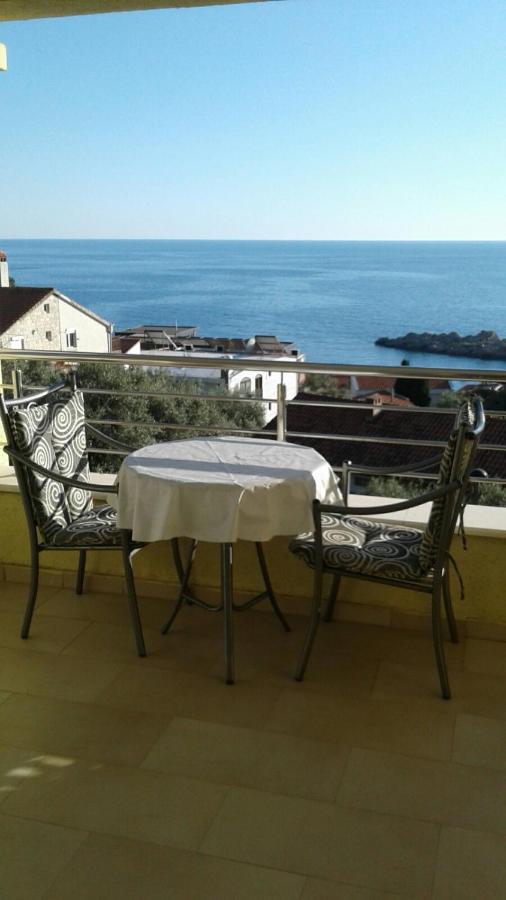 Bmv Room With East Island View Sveti Stefan Bagian luar foto